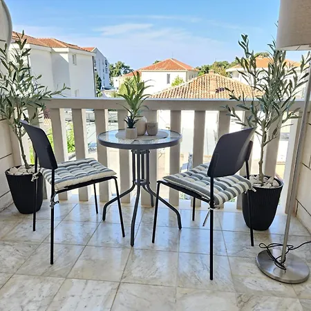 Apartmani Miro Makarska Exterior photo