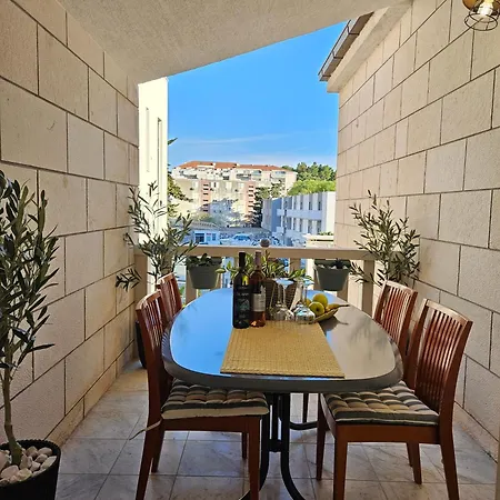 Apartmani Miro Makarska Exterior photo