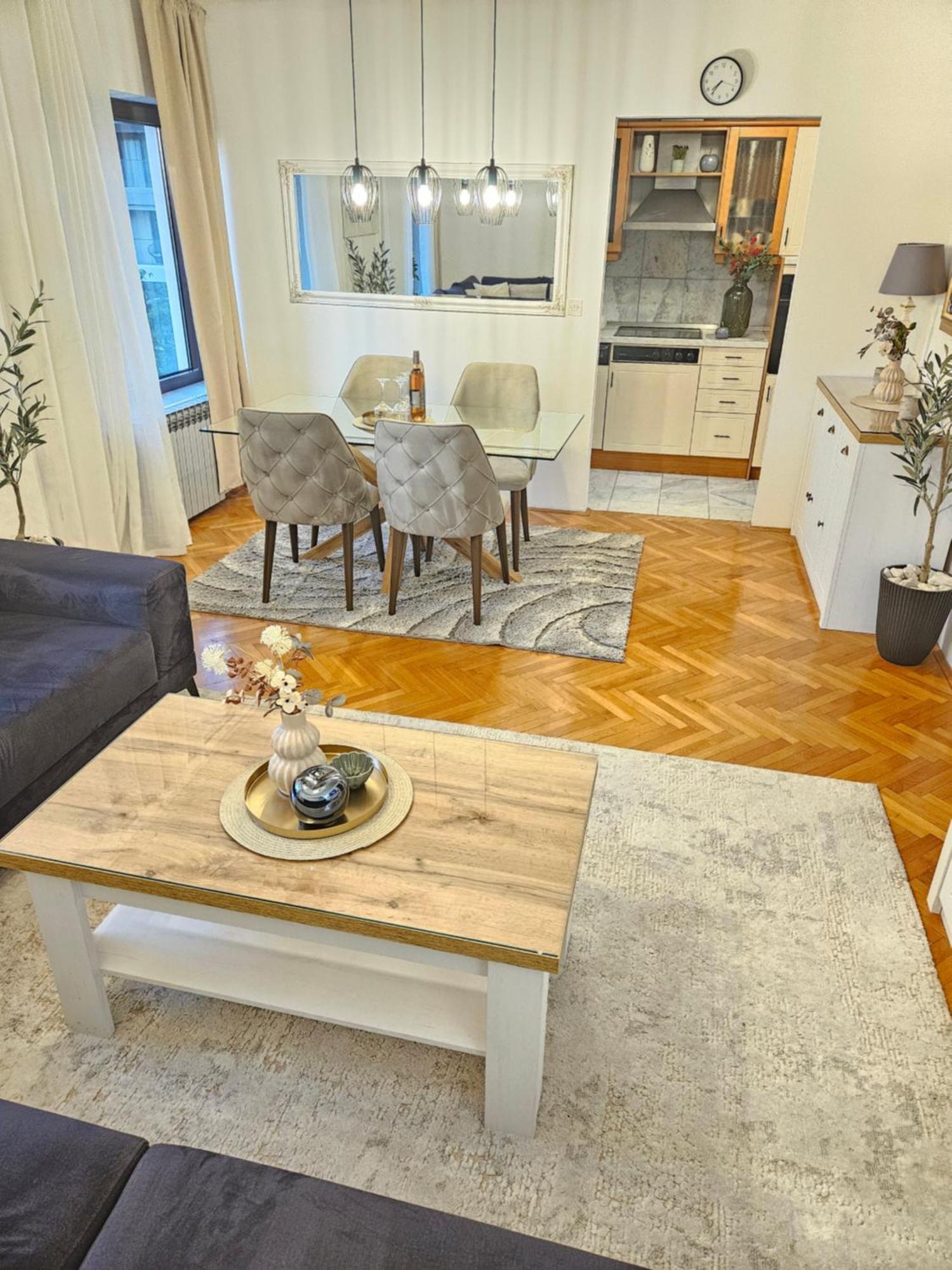 Apartment Miro